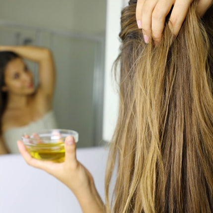5 Benefits of Almond Oil for Skin and Hair - Aromantic UK