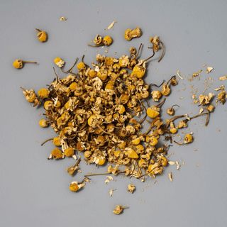 Organic Chamomile Flowers - Aromantic UK